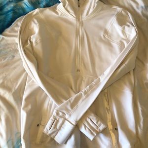 White Lululemon half zip activewear sweater in size large
